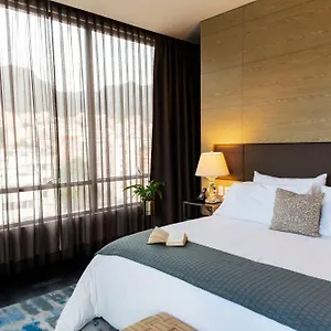 Aparthotel 8010 Urban Living- Luxury Experience, Bogota