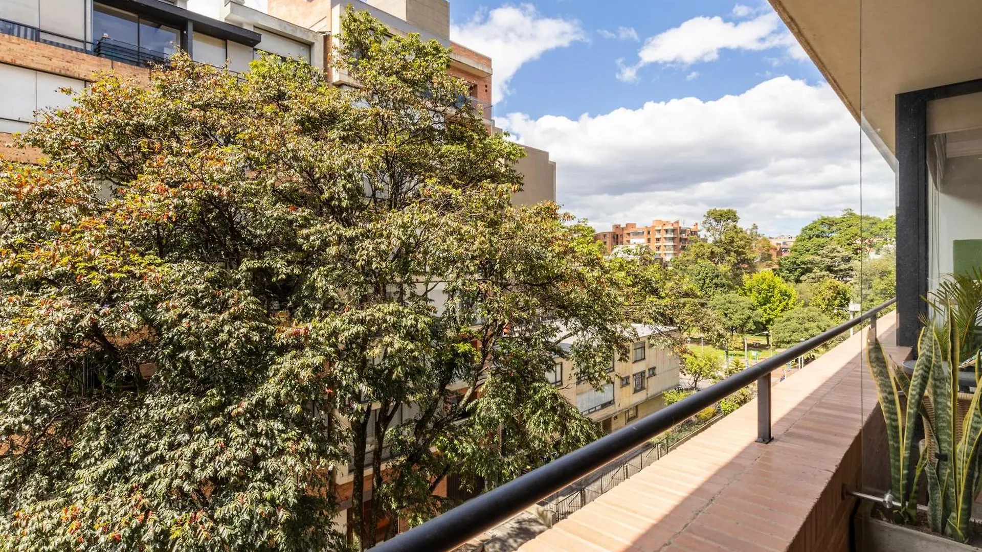 Basika By Wynwood House Aparthotel Bogota Colombia